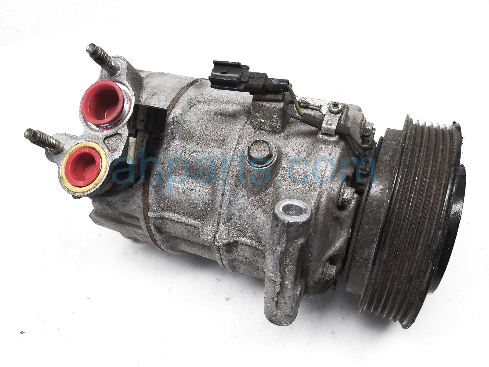 $99 Volvo AC COMPRESSOR PUMP ASSY