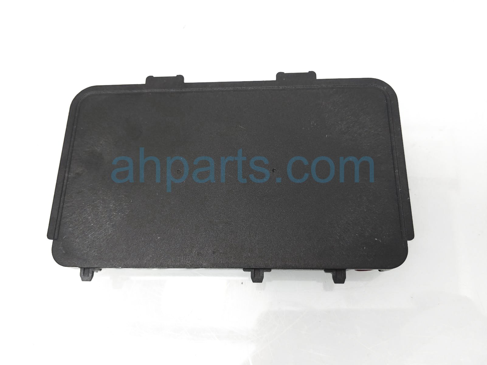 $99 Volkswagen TELEMATIC ANTENNA BOOSTER