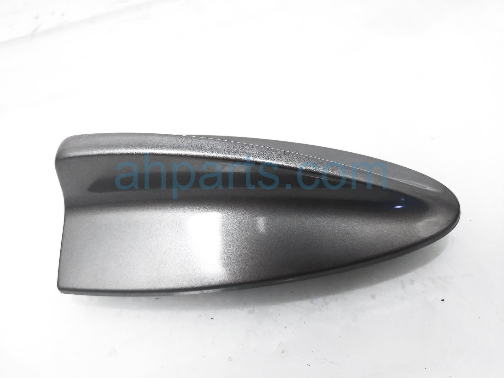 $40 BMW ROOF MOUNTED ANTENNA - GREY