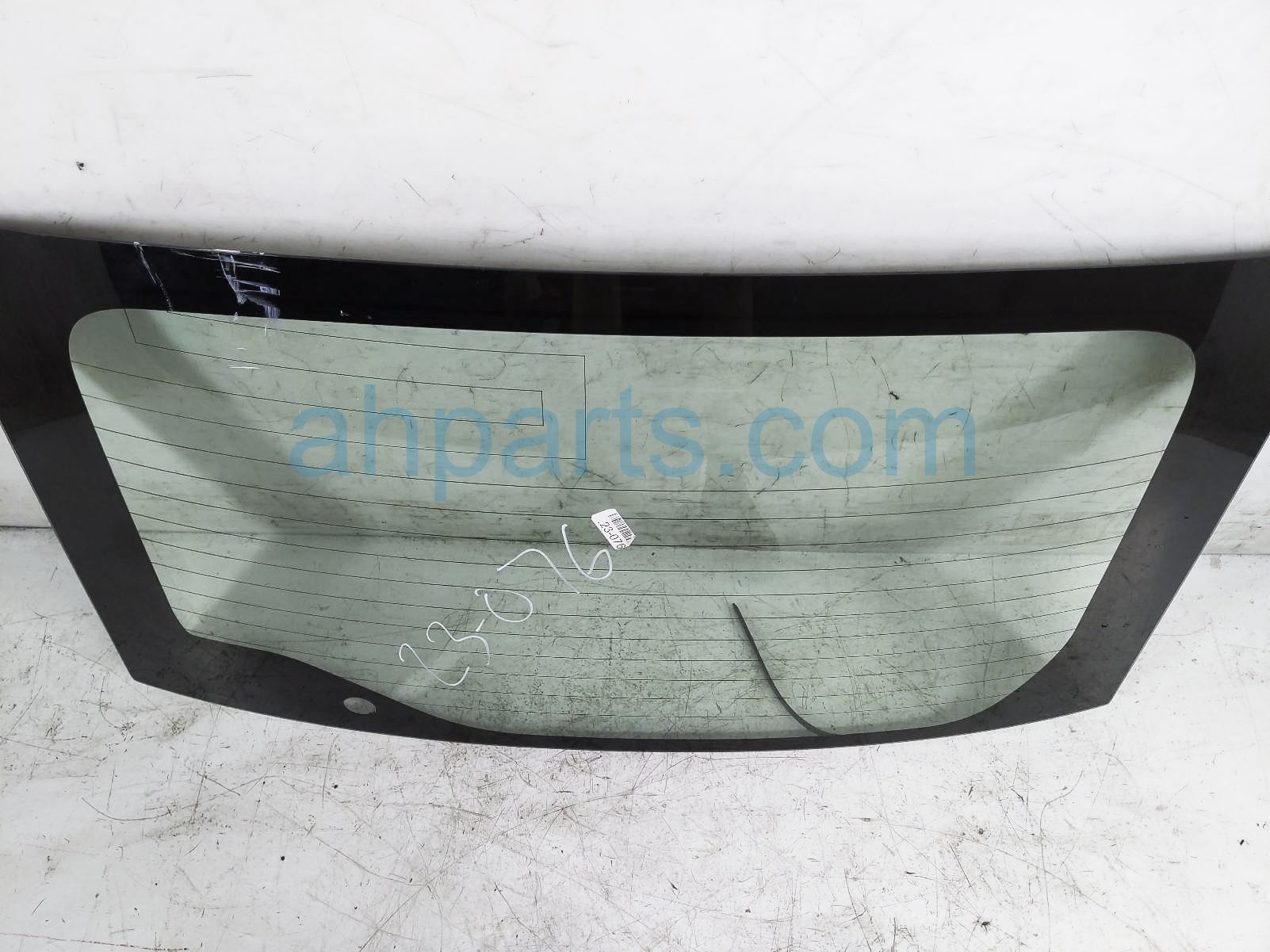 $150 Toyota BACK WINDSHIELD GLASS