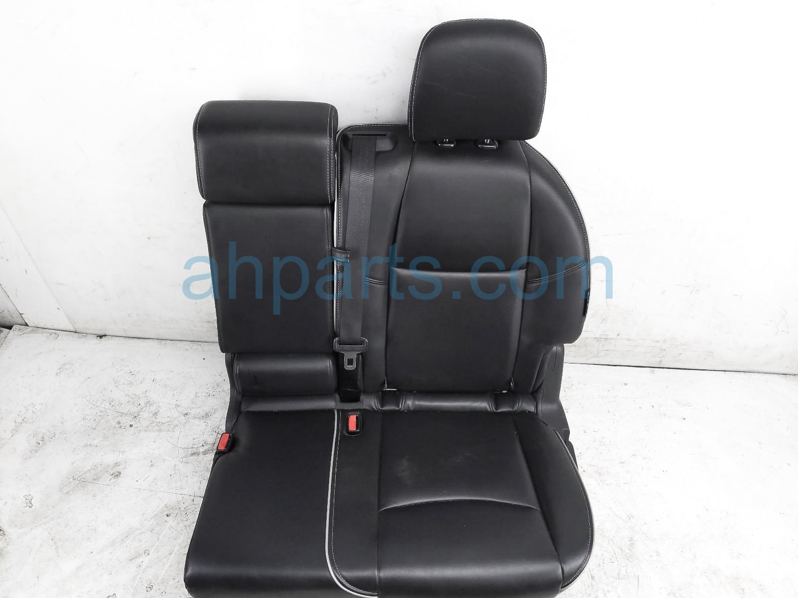 $200 Infiniti 2ND ROW LH SEAT ASSY - BLACK LEATHER