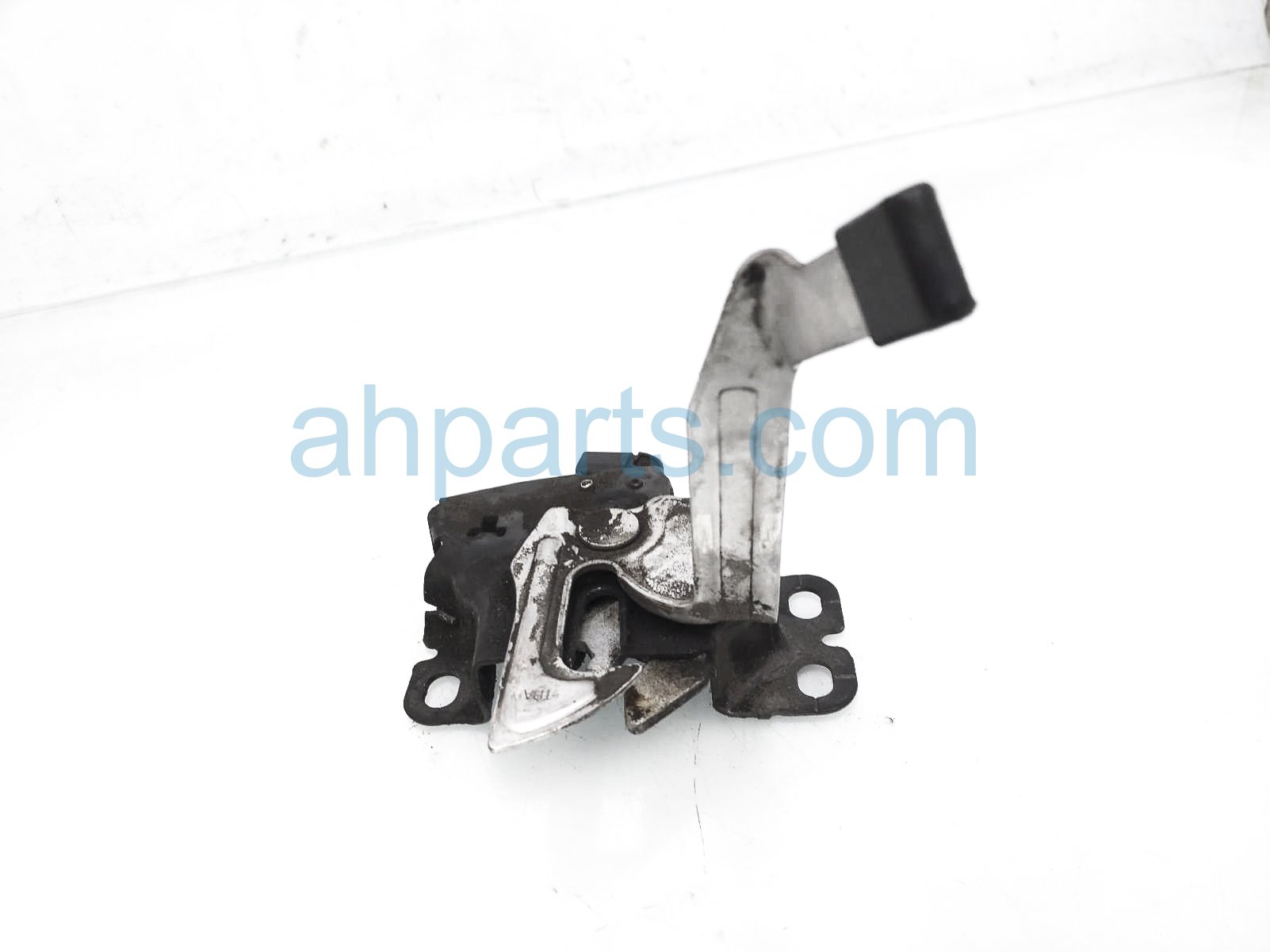 $25 Honda HOOD LATCH / LOCK