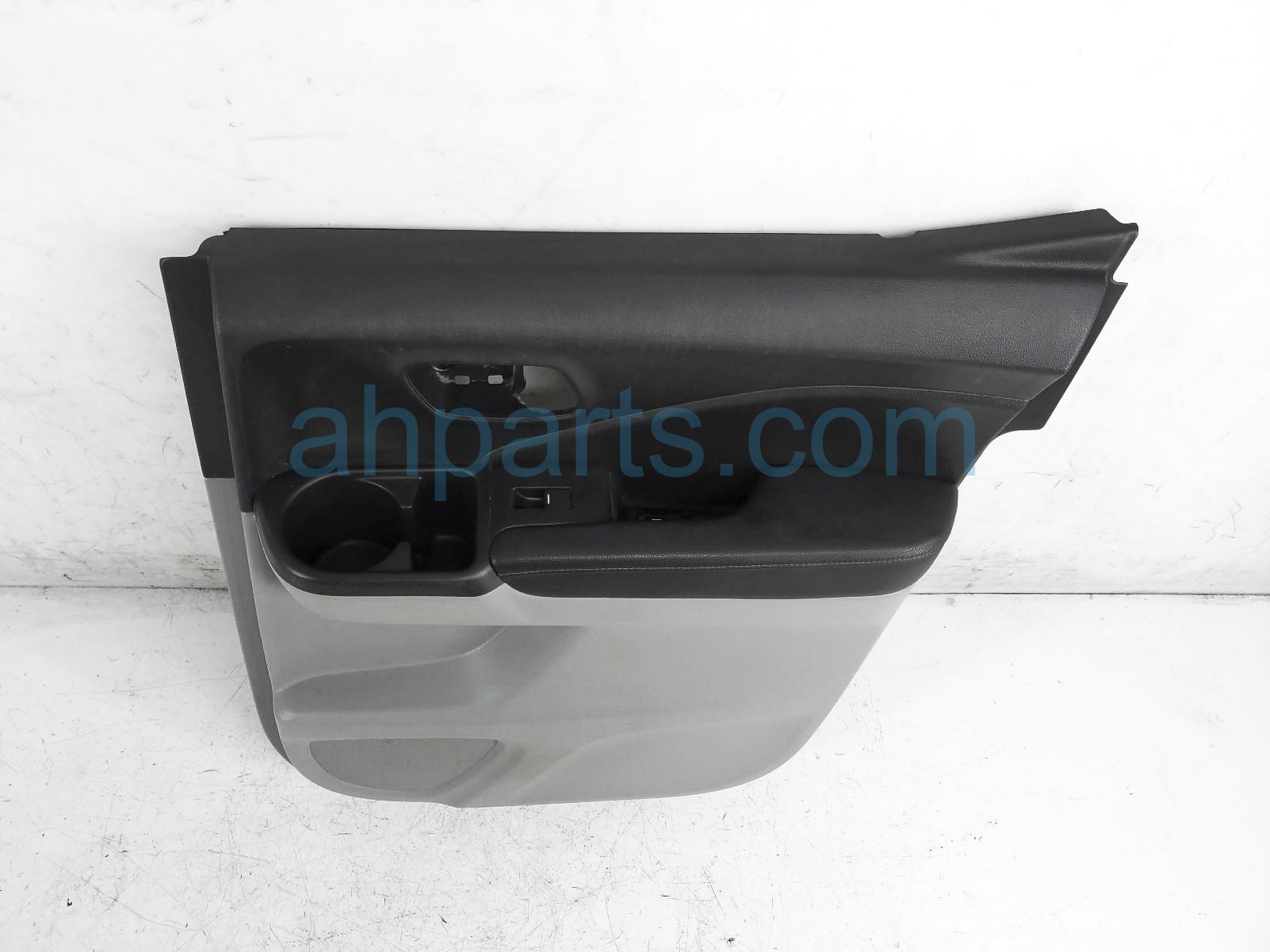 $115 Honda RR/RH INTERIOR DOOR PANEL - BLK/GRY