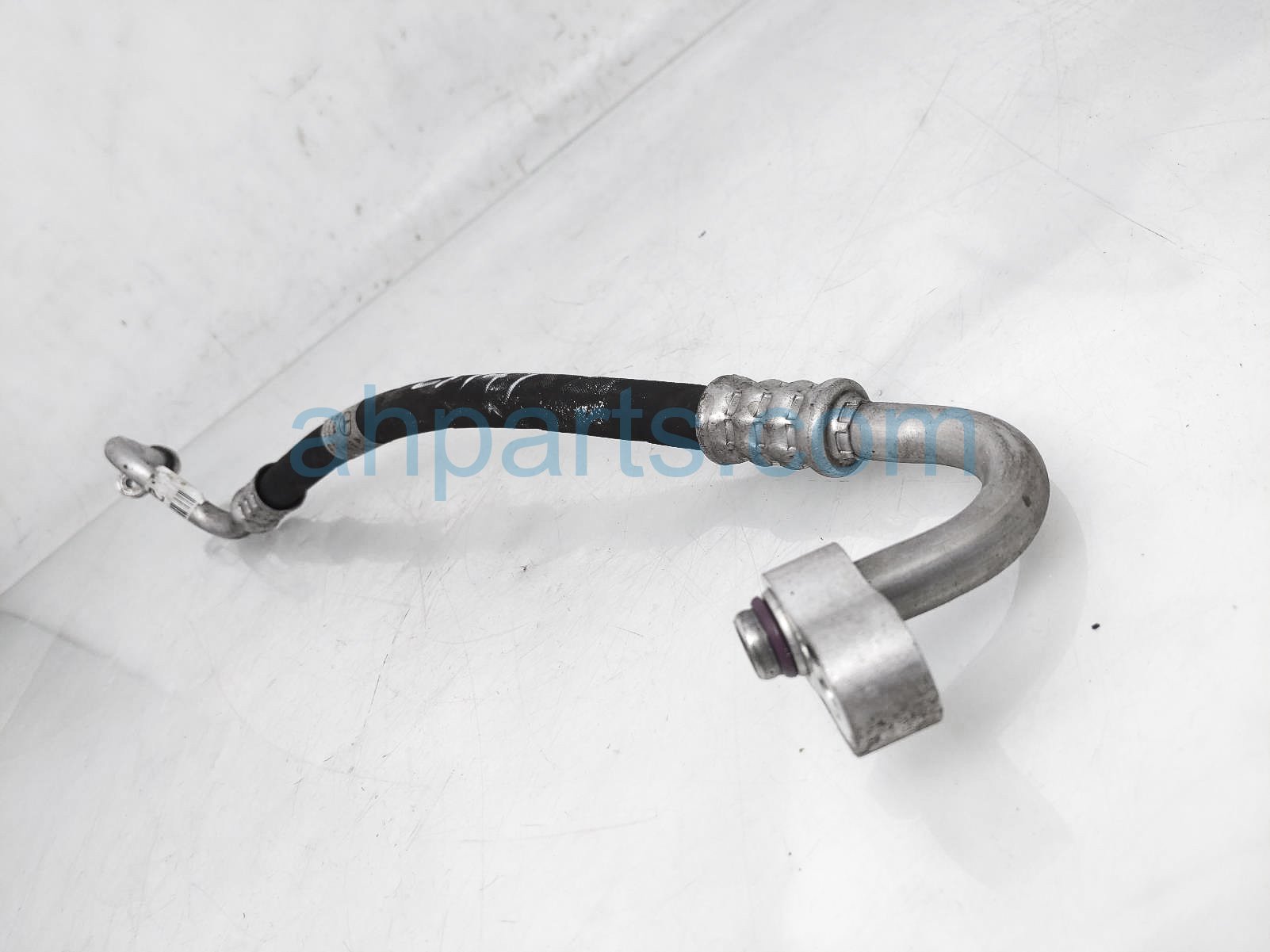 $40 Mercedes A/C SUCTION HOSE