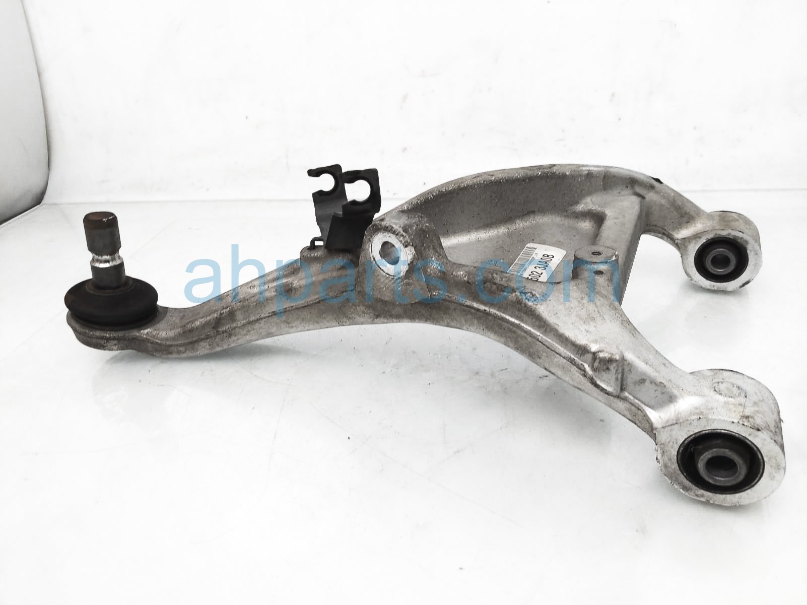 $45 Infiniti RR/LH UPPER CONTROL ARM