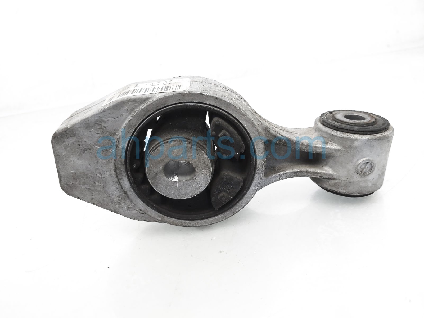 $25 Infiniti ENGINE TOUQUE ROD MOUNT