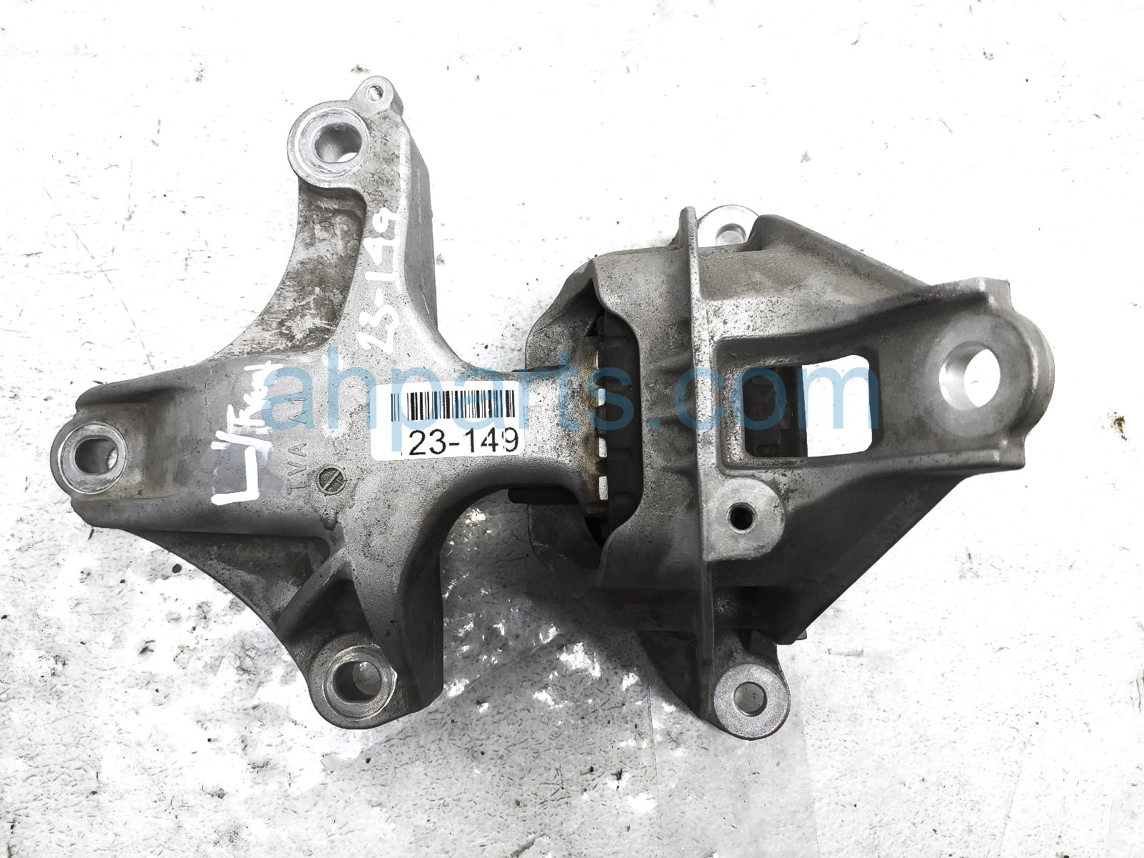 $75 Honda TRANSMISSION MOUNT BRACKET