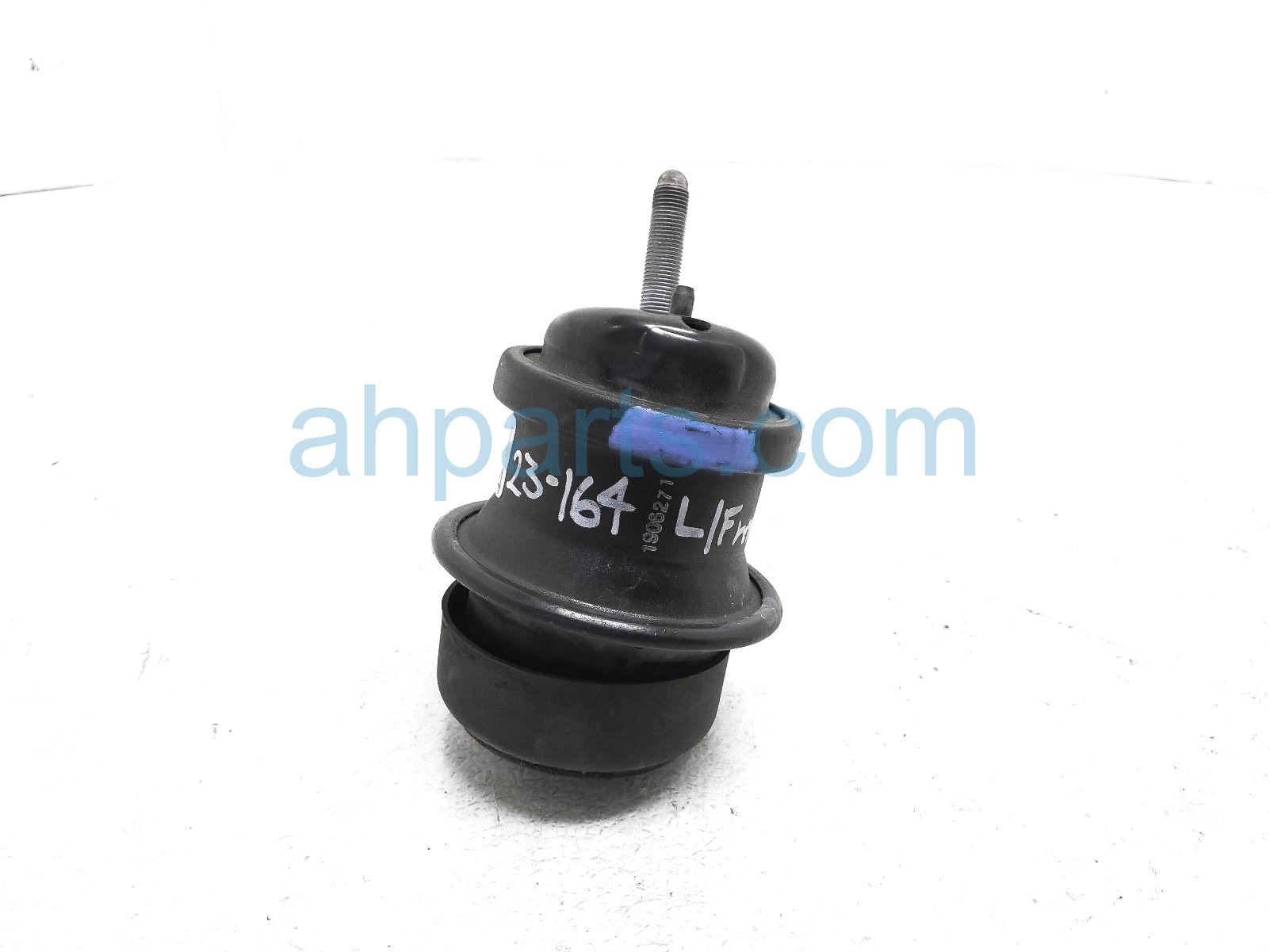 $75 Lexus FRONT ENGINE INSULATOR MOUNT