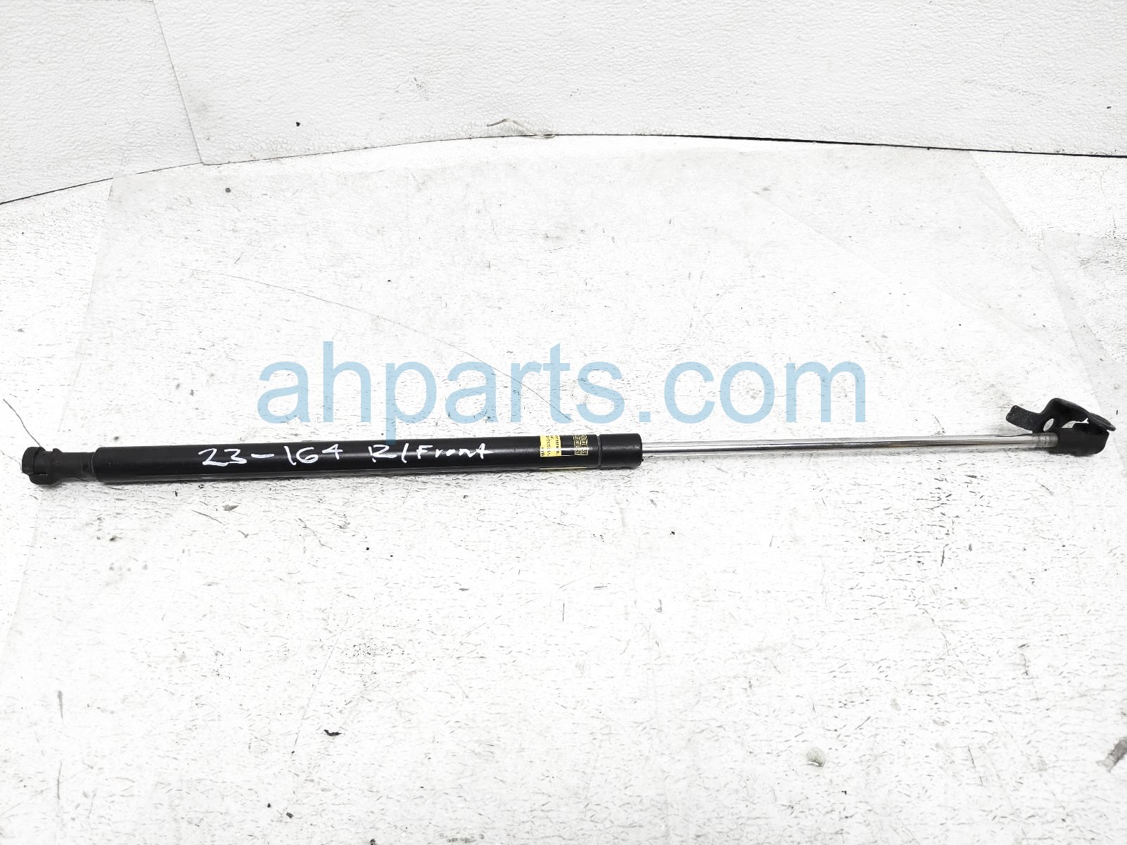 $50 Lexus FR/RH HOOD STRUT ASSY