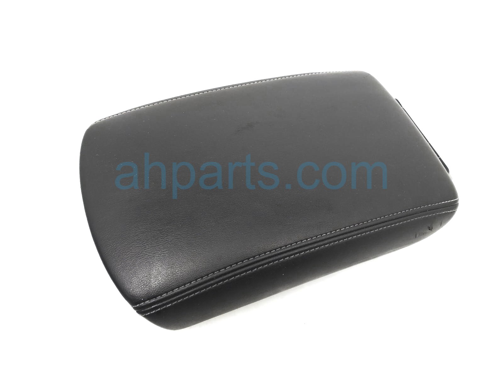 $95 Infiniti CENTER CONSOLE ARM REST - BLACK