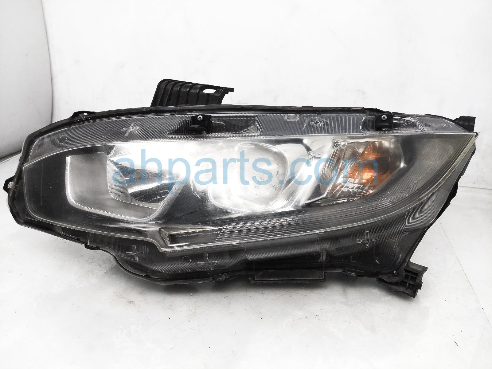 $165 Honda LH HEAD LIGHT / LAMP