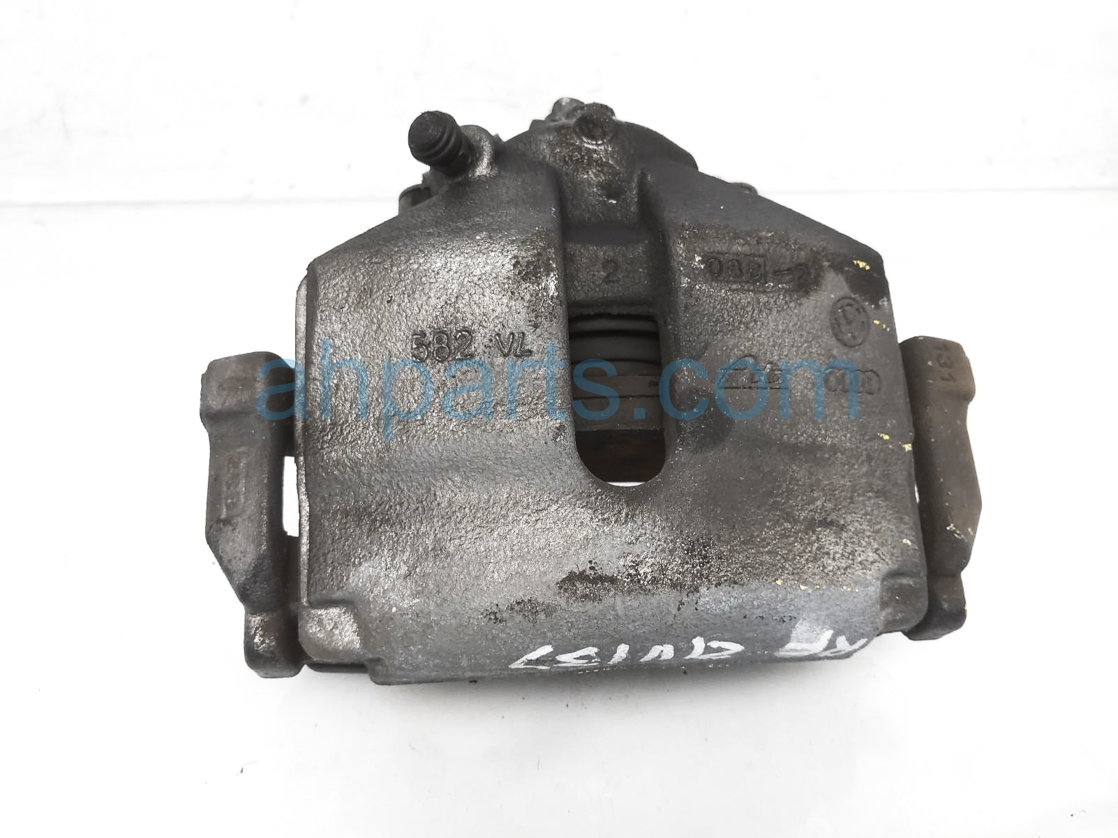 $49 Volkswagen FR/RH BRAKE CALIPER - 2.0L