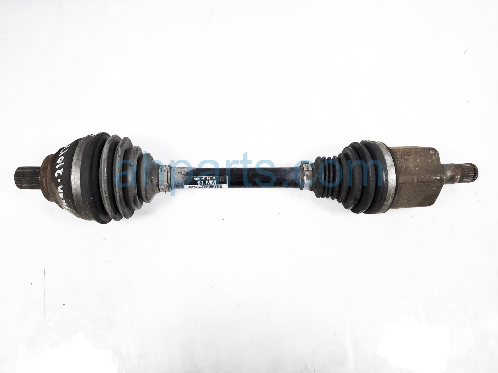 $75 Volkswagen FR/LH CV AXLE DRIVE SHAFT - FWD