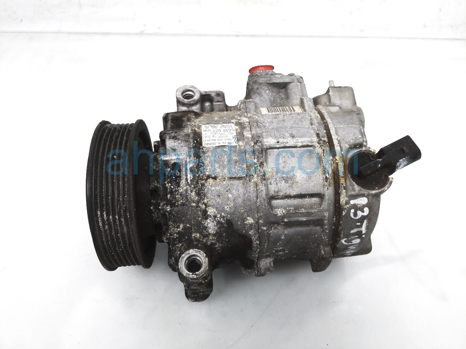 $90 Volkswagen AC PUMP/COMPRESSOR