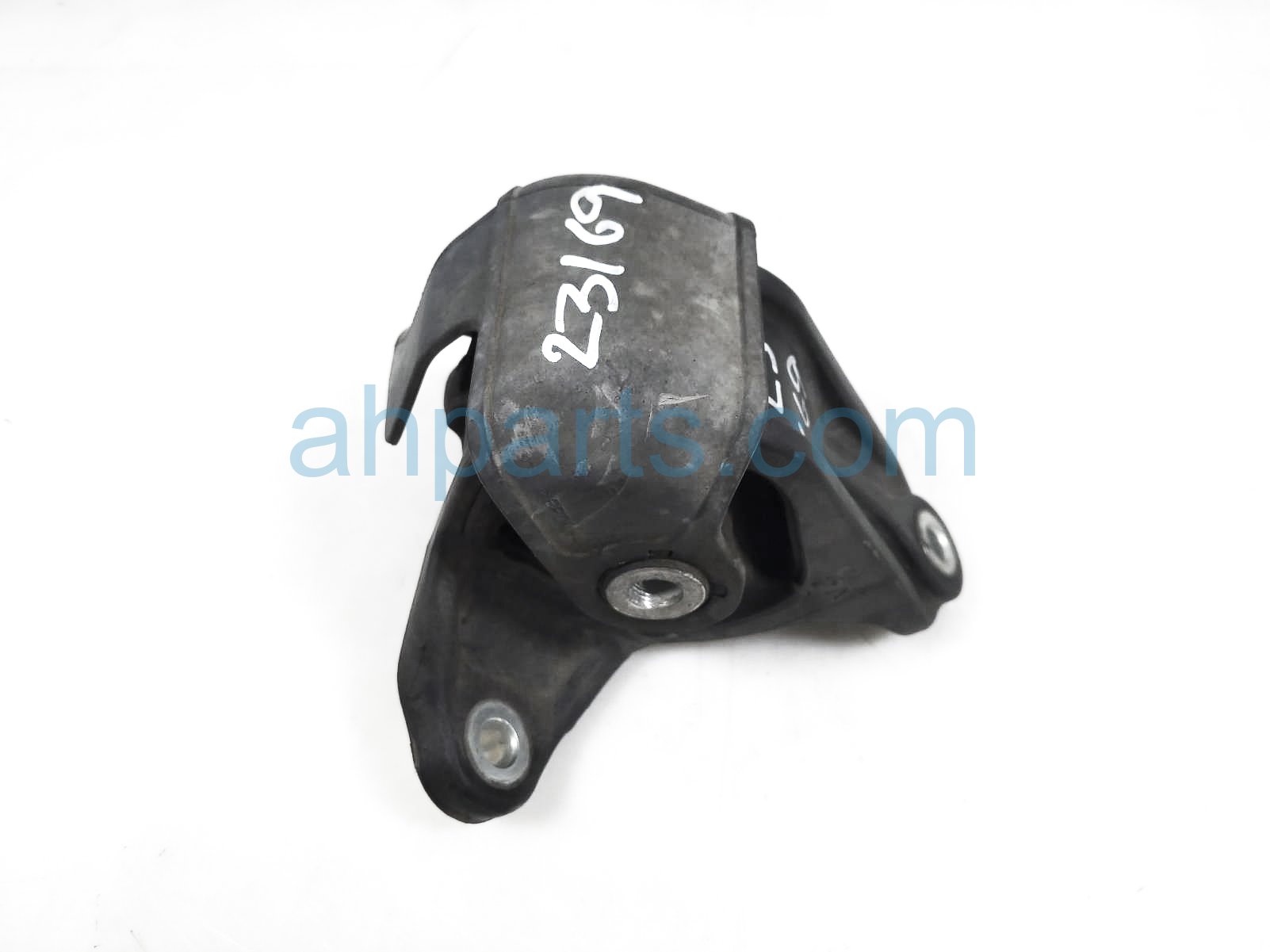 $40 Honda REAR ENGINE MOUNT