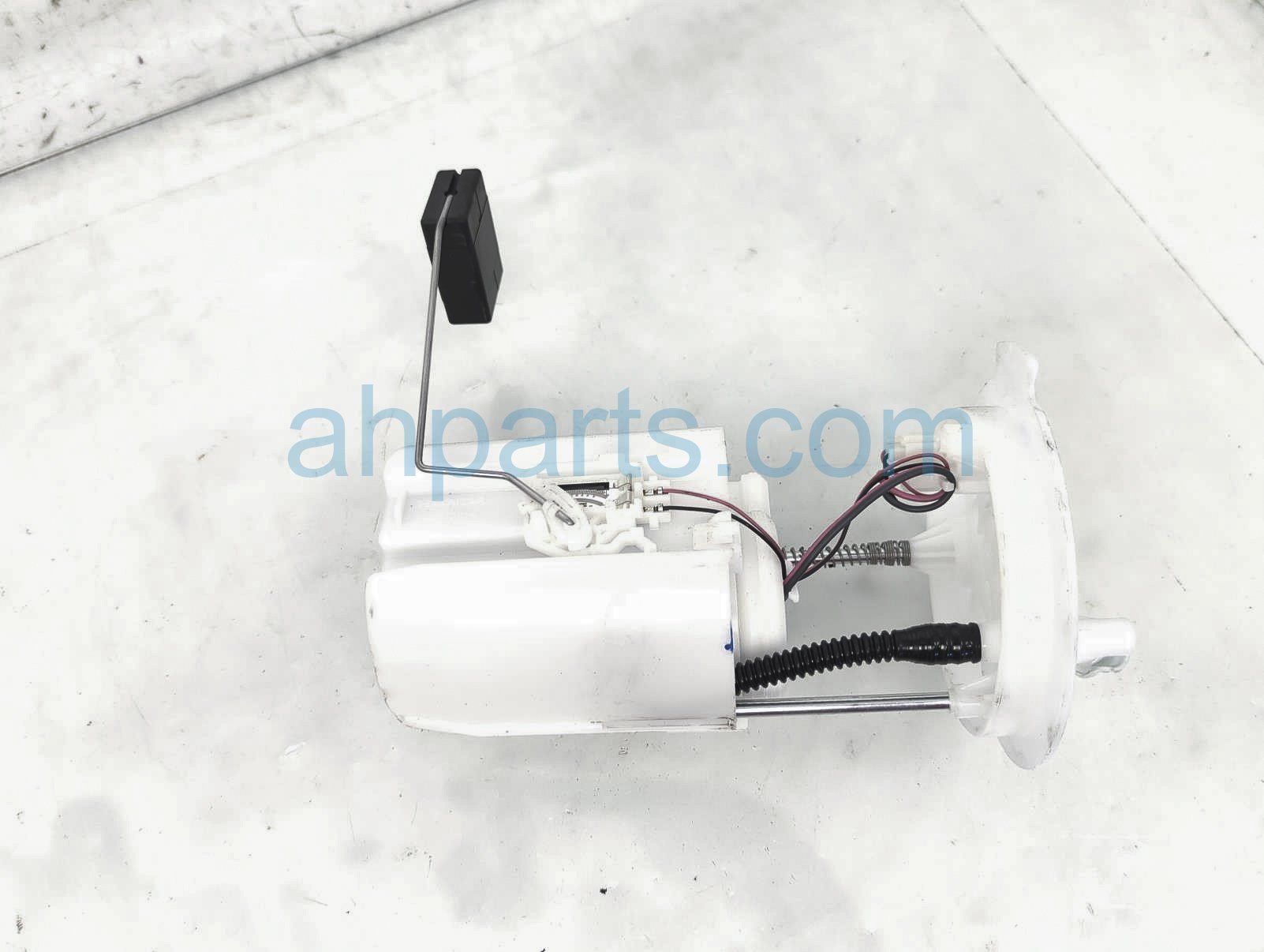 $75 Honda GAS / FUEL PUMP (TANK MOUNTED)