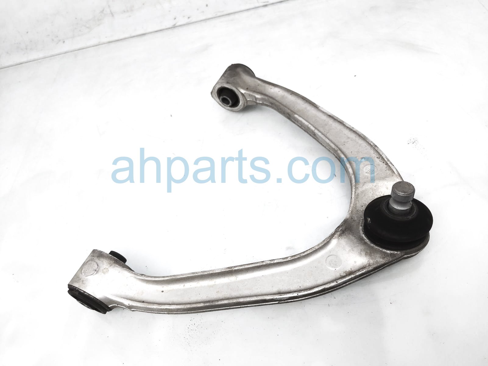 $49 Infiniti FR/RH UPPER CONTROL ARM