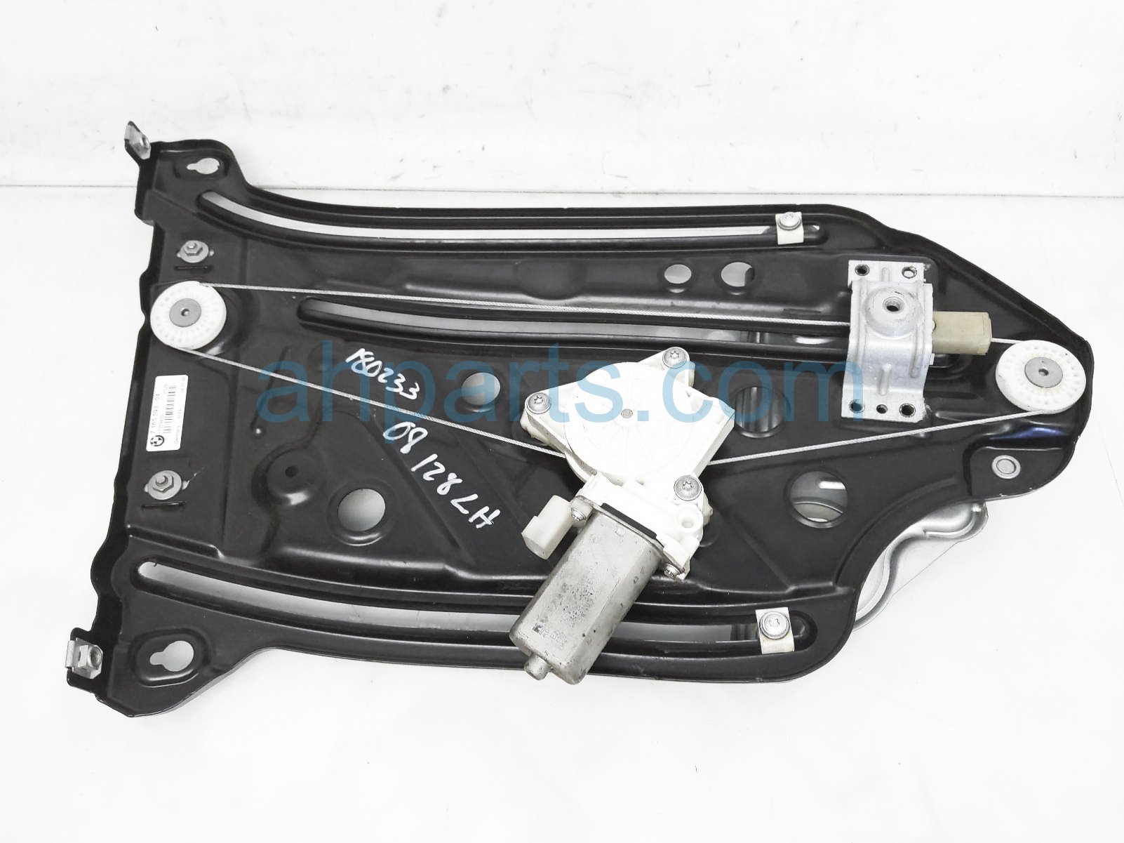 $125 BMW LH QUARTER GLASS WINDOW REGULATOR