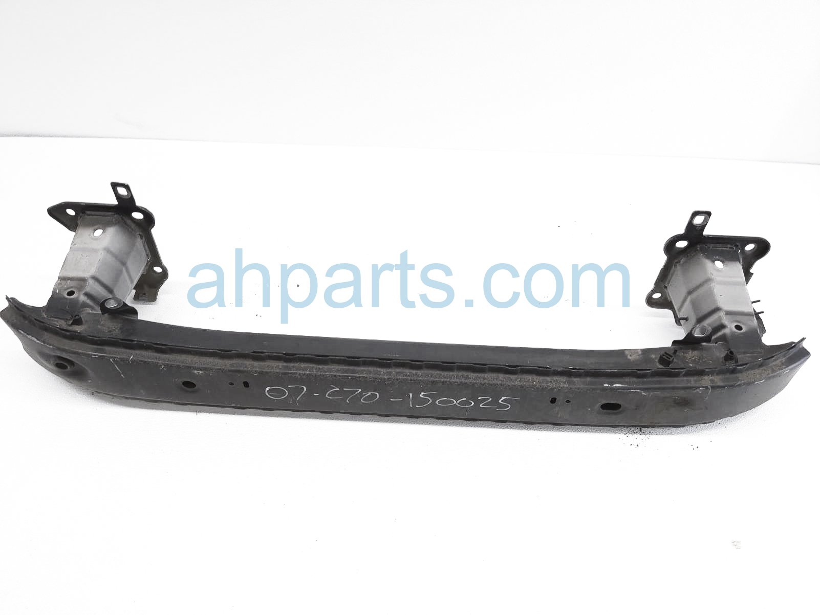 $119 Volvo FRONT BUMPER REINFORCEMENT BAR - BLK