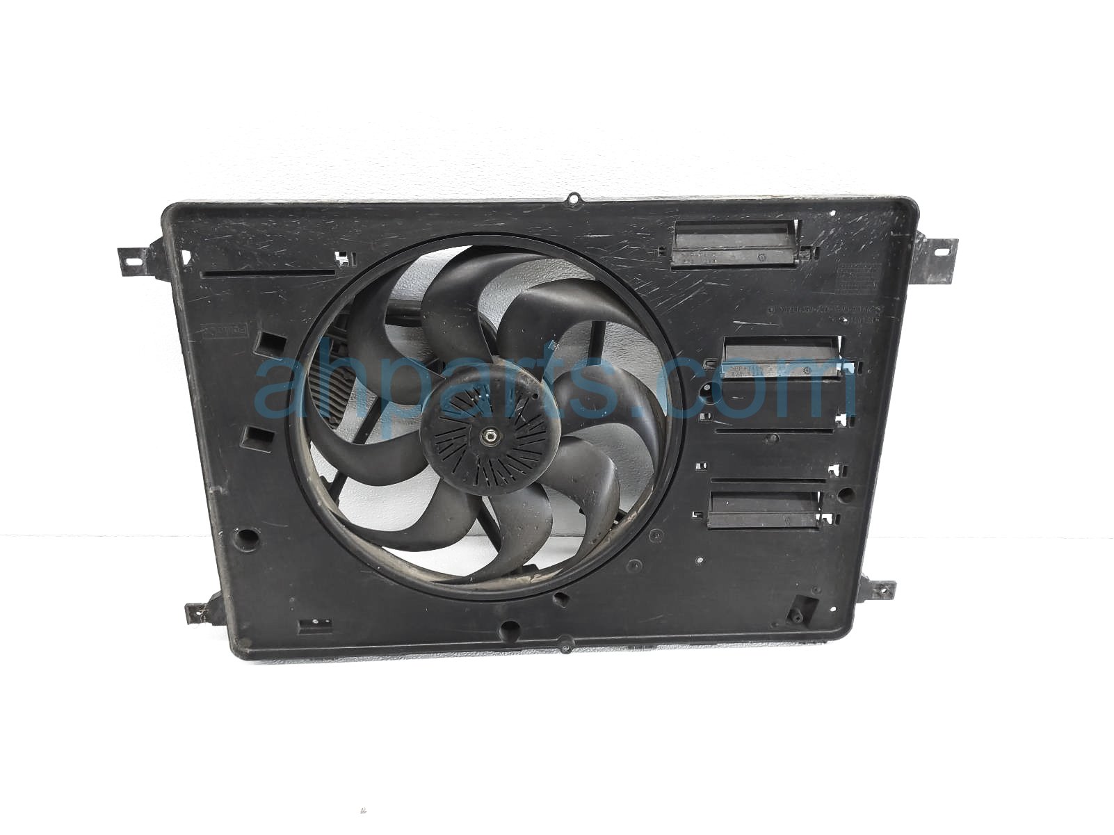 $100 Volvo RADIATOR COOLING FAN ASSY