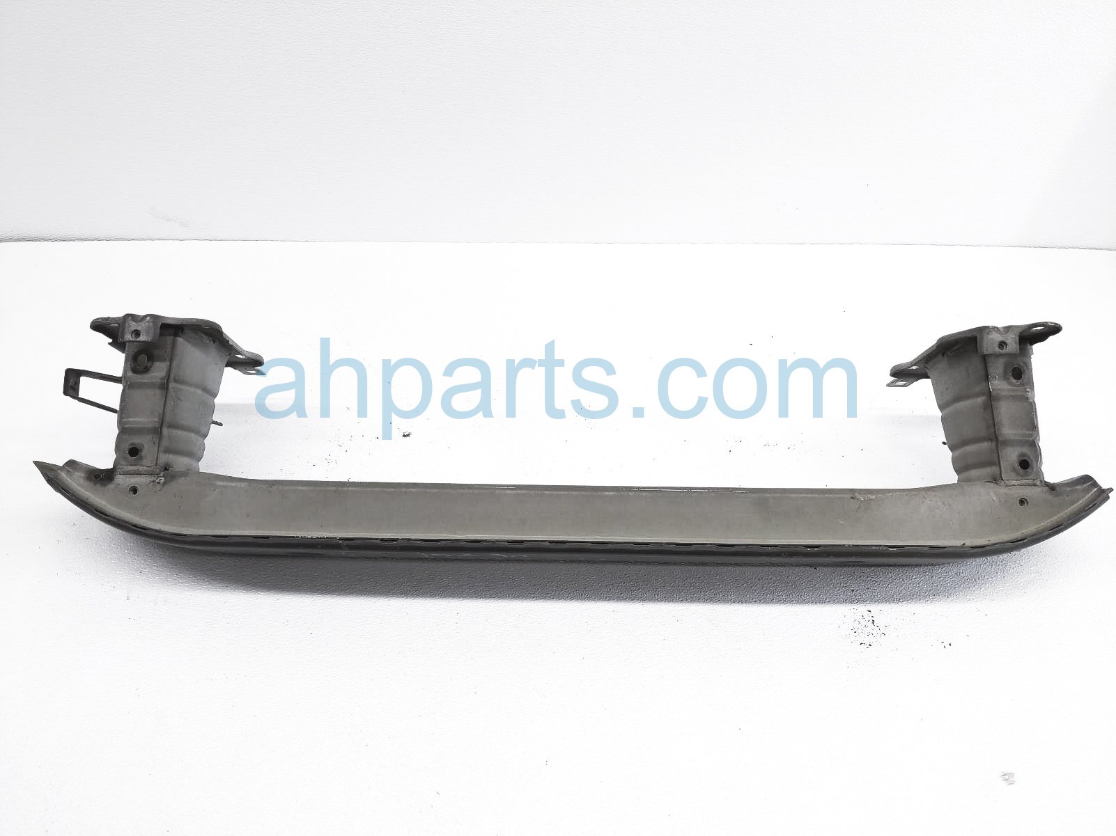 $119 Volvo FRONT BUMPER REINFORCEMENT BAR