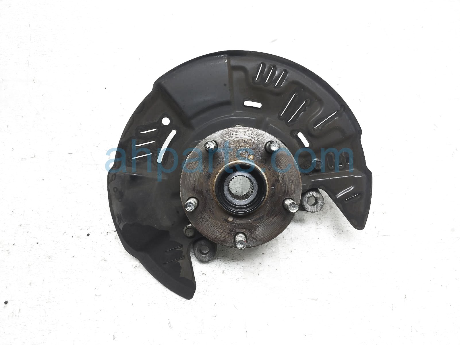 $99 Subaru FR/LH SPINDLE KNUCKLE HUB