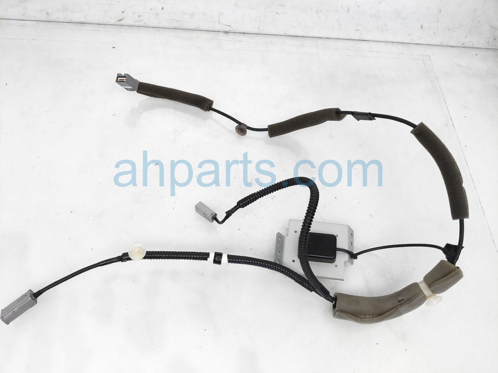 $25 Honda ANTENNA HARNESS