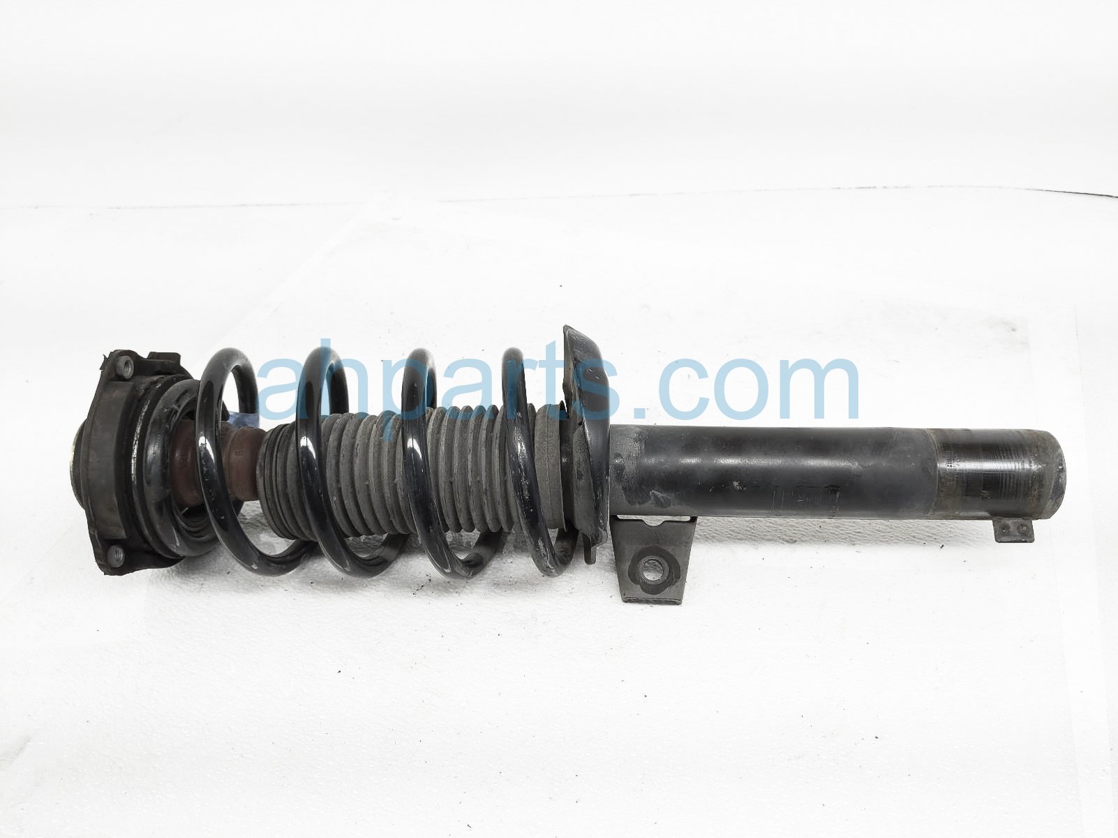 $50 Volkswagen FR/LH STRUT + SPRING - NON ADAPTIVE