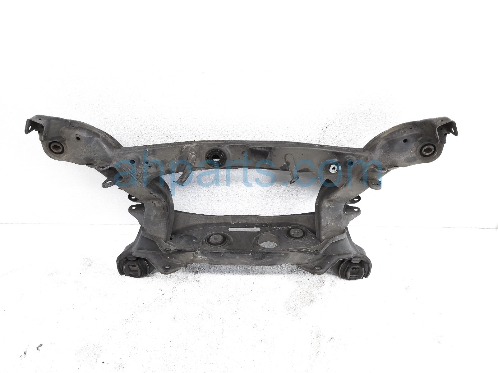 $190 Mercedes REAR SUB FRAME / CRADLE