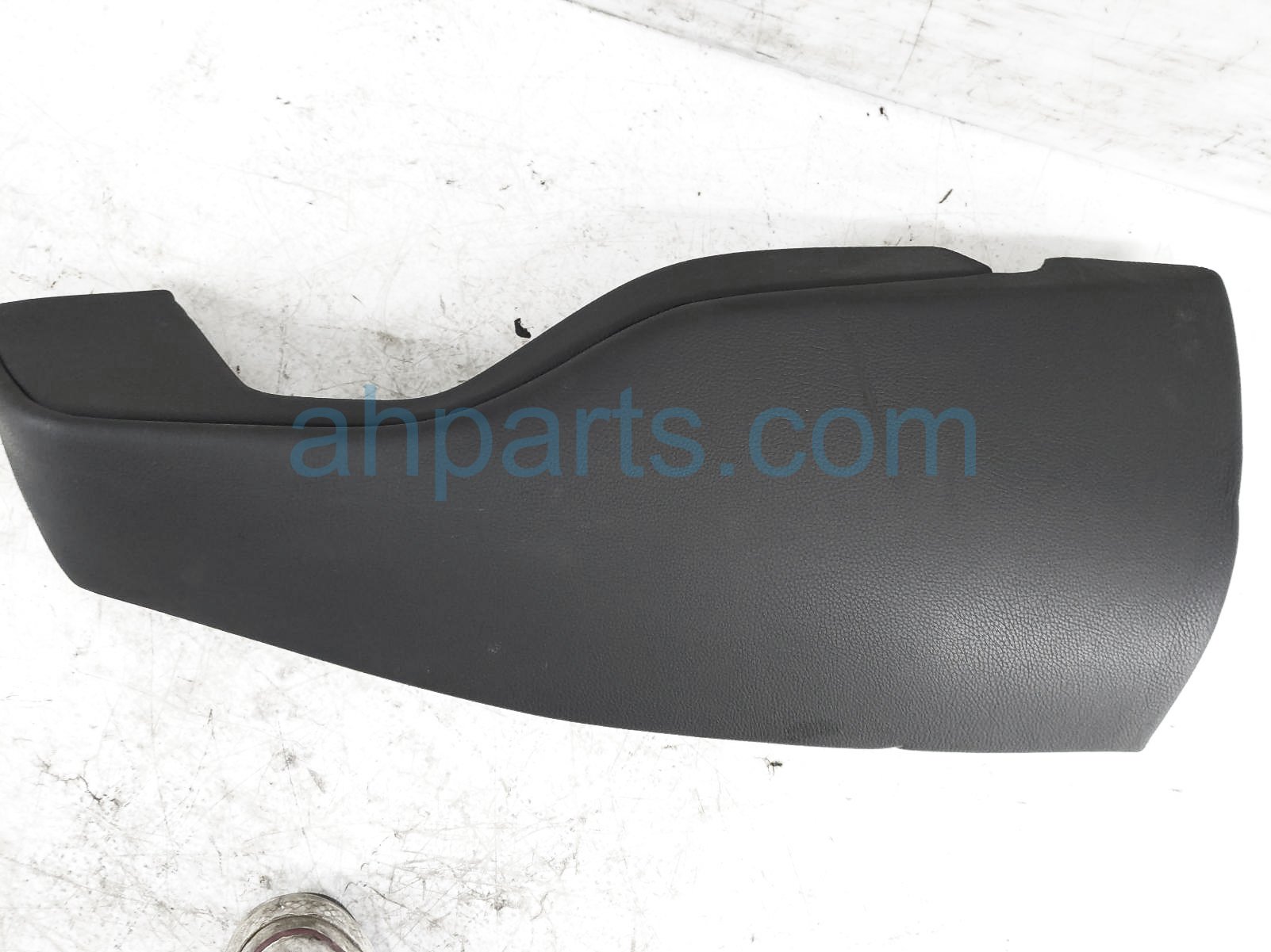 $100 BMW RR/RH SEAT BOLSTER PORTION- BLK LTHR