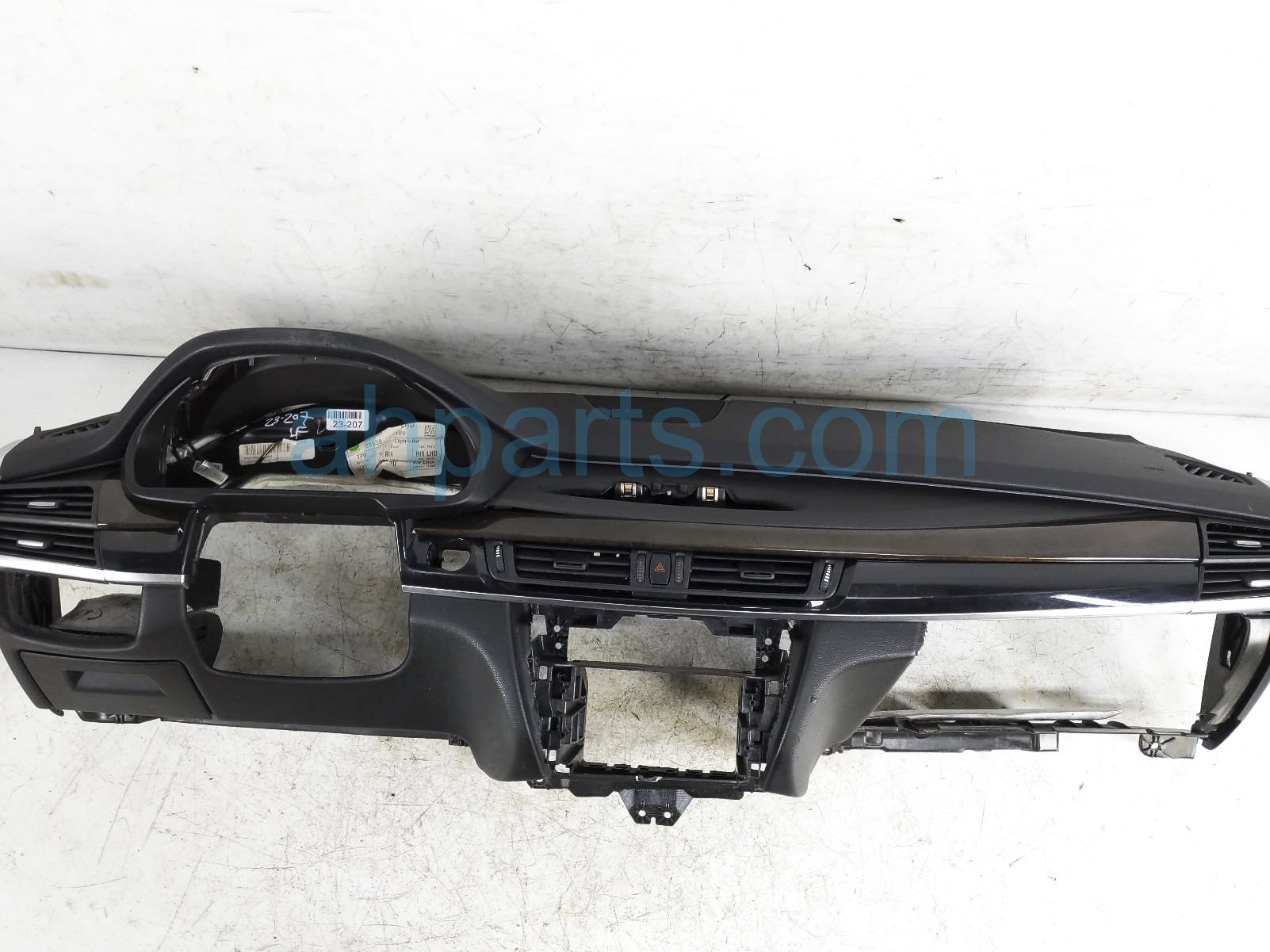 $900 BMW DASHBOARD W/ AIRBAG - BLACK