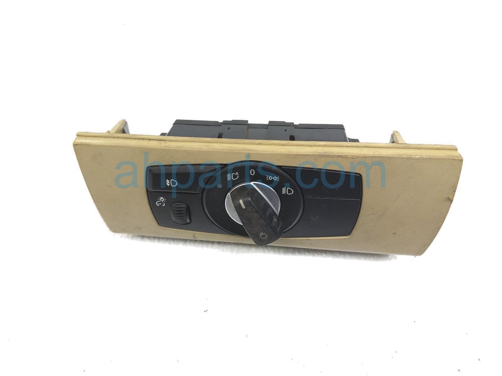 $25 BMW HEADLIGHT CONTROL SWITCH (ON DASH)