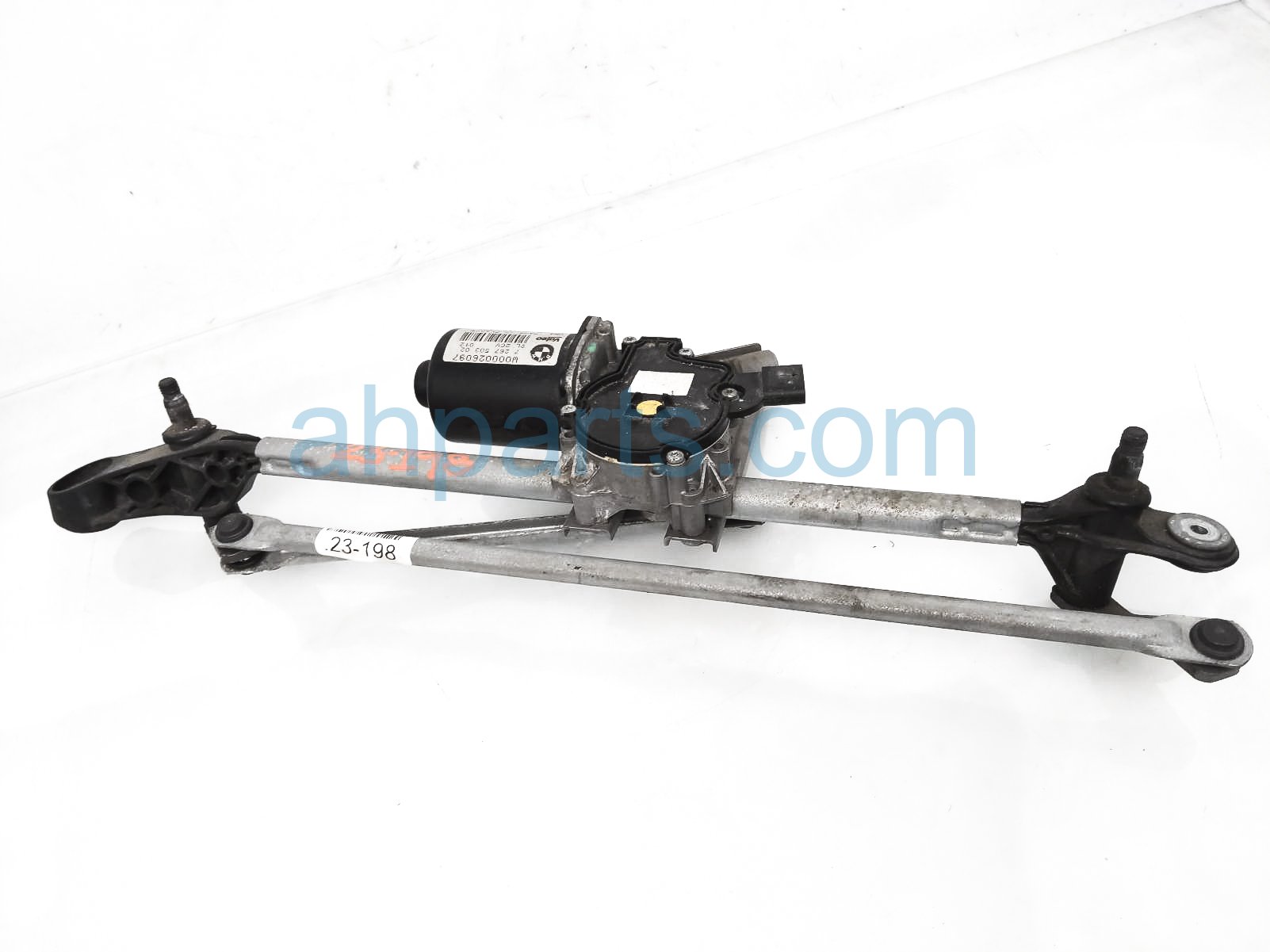 $50 BMW WINDSHIELD WIPER MOTOR ASSY