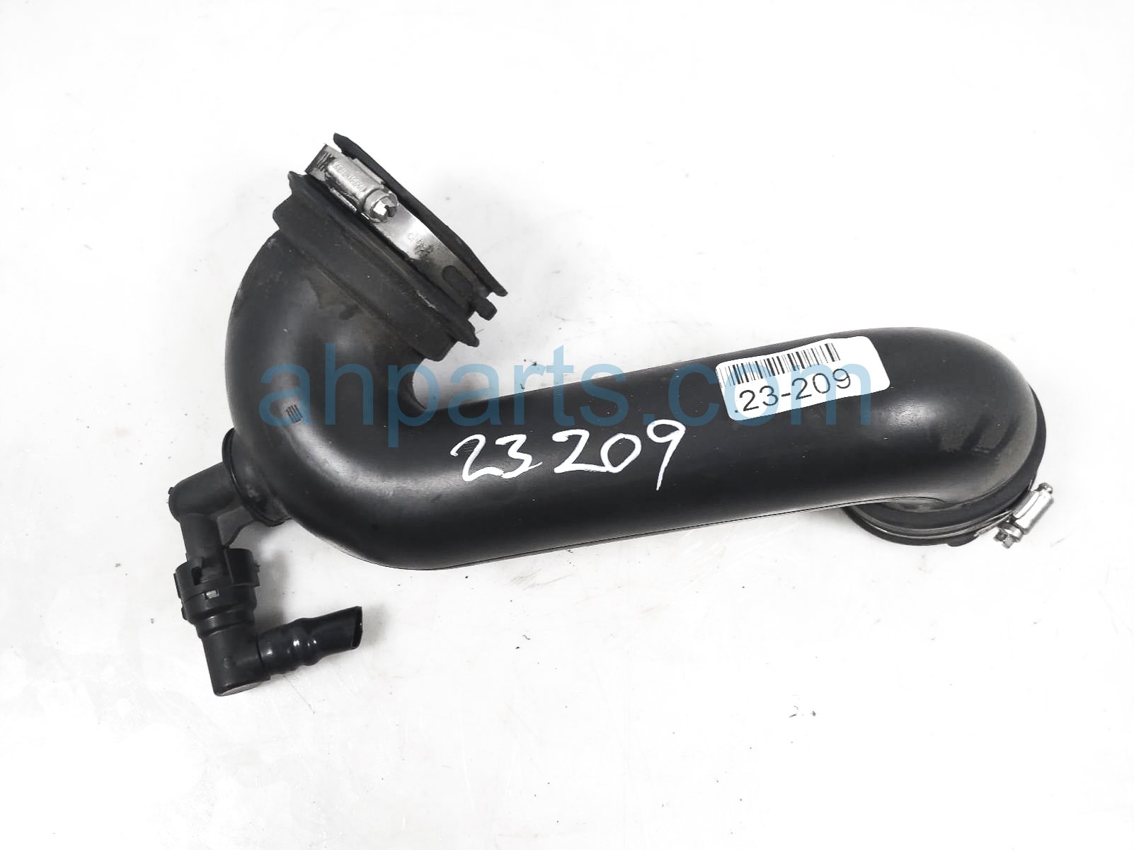 $35 Ford ENGINE AIR INTAKE HOSE - 2.0L