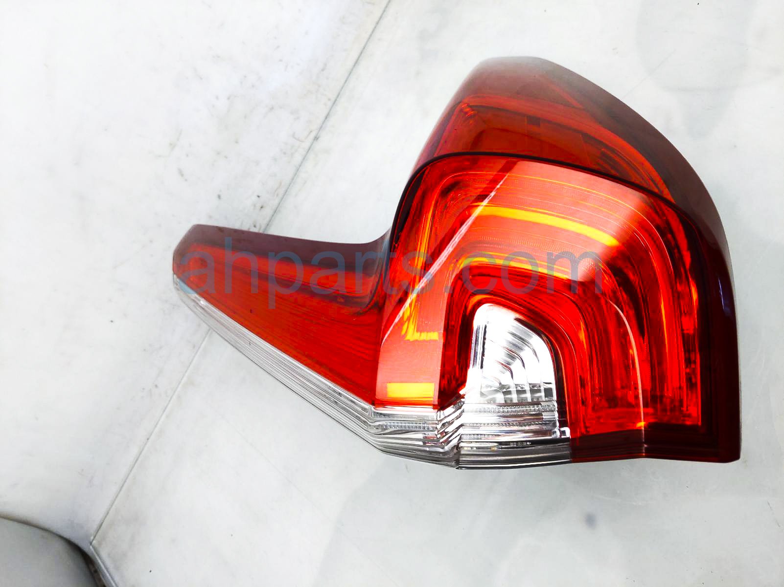 $199 Honda RH TAIL LAMP (ON BODY)