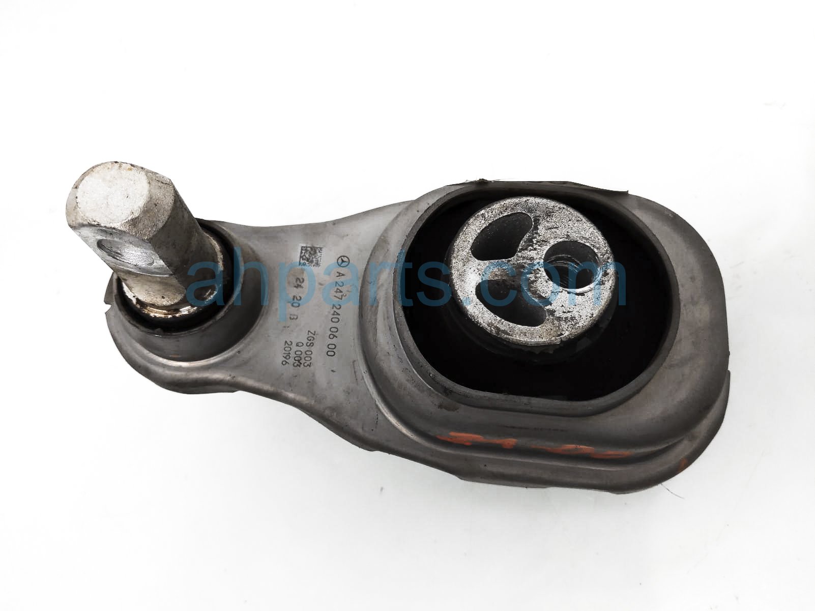 $75 Mercedes LOWER SUPPORT TORQUE STRUT MOUNT