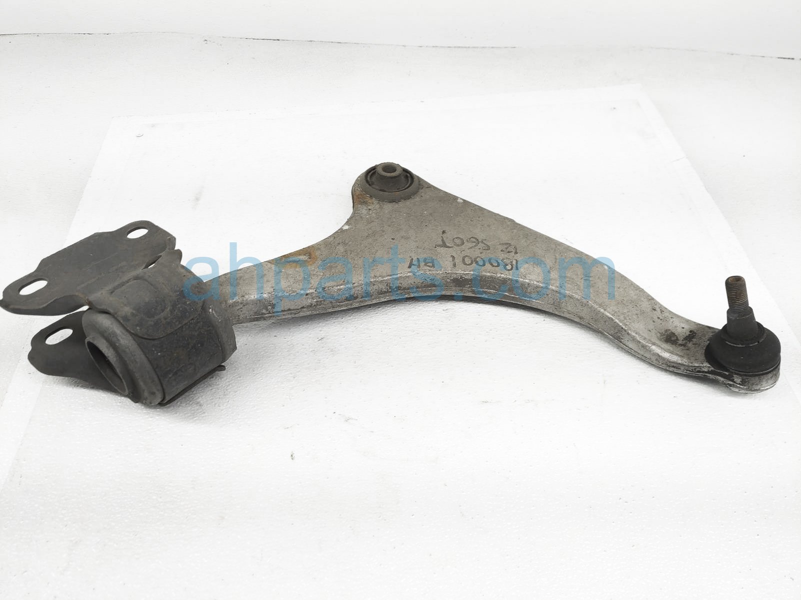 $75 Volvo FR/RH LOWER CONTROL ARM