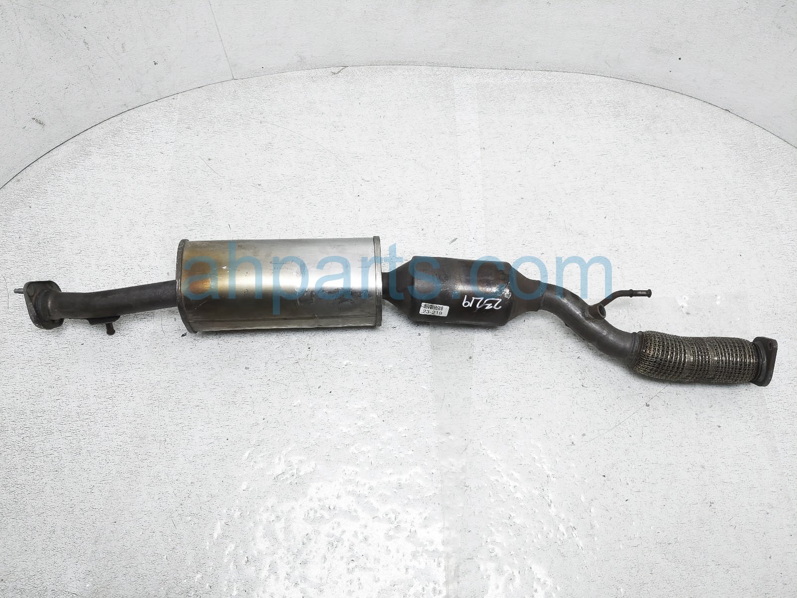 $500 Nissan DOWNPIPE EXHAUST PIPE W/ CONVERTER