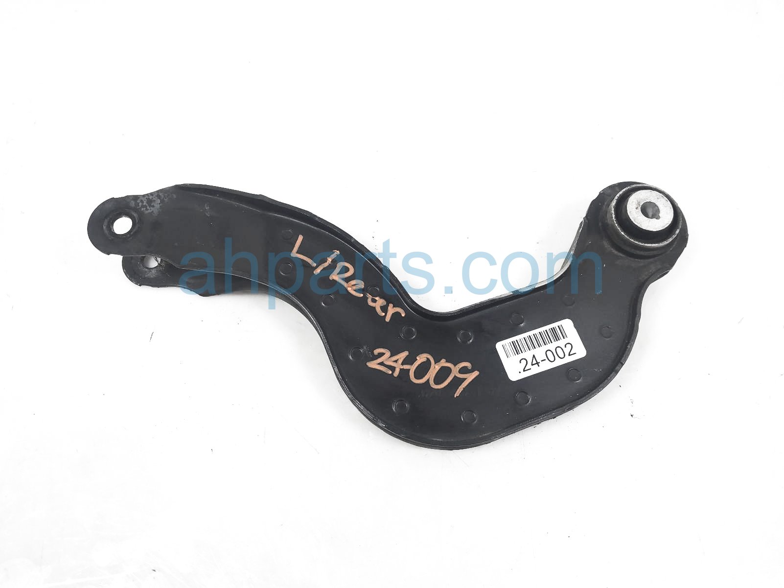 $65 Mercedes REAR LH UPPER CONTROL ARM