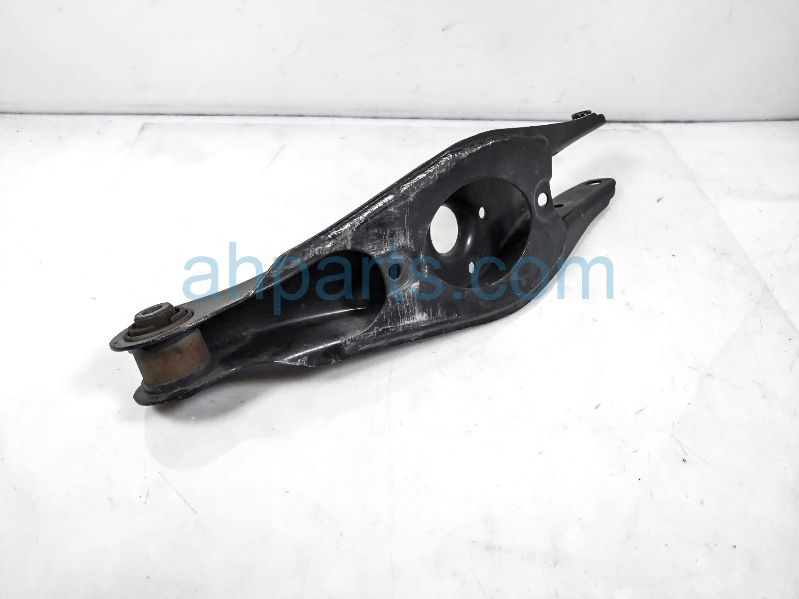 $50 Acura RR/LH STRUT MOUNT CONTROL ARM