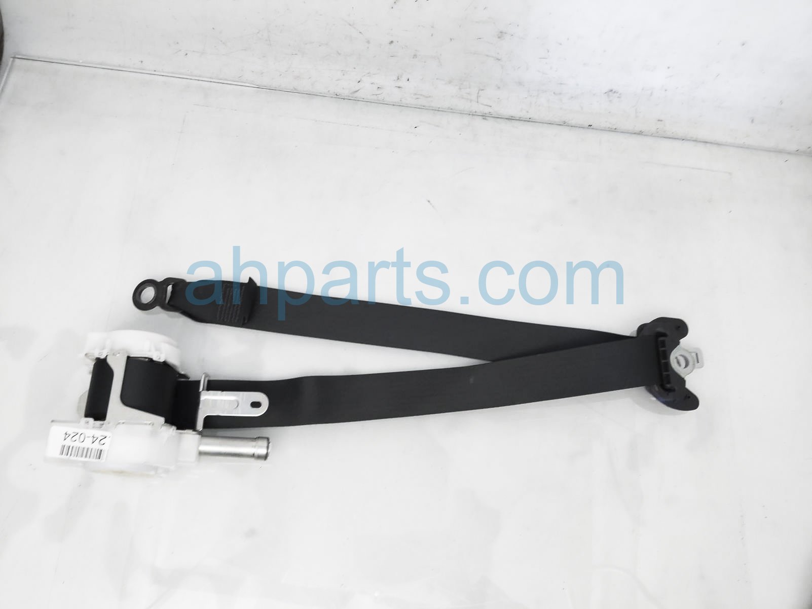 $185 Lexus FR/RH SEAT BELT - BLACK