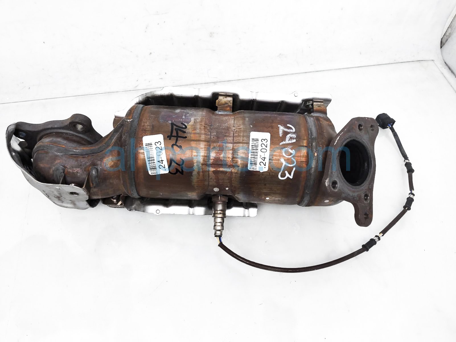 $899 Honda CONVERTER ASSY 1.5L