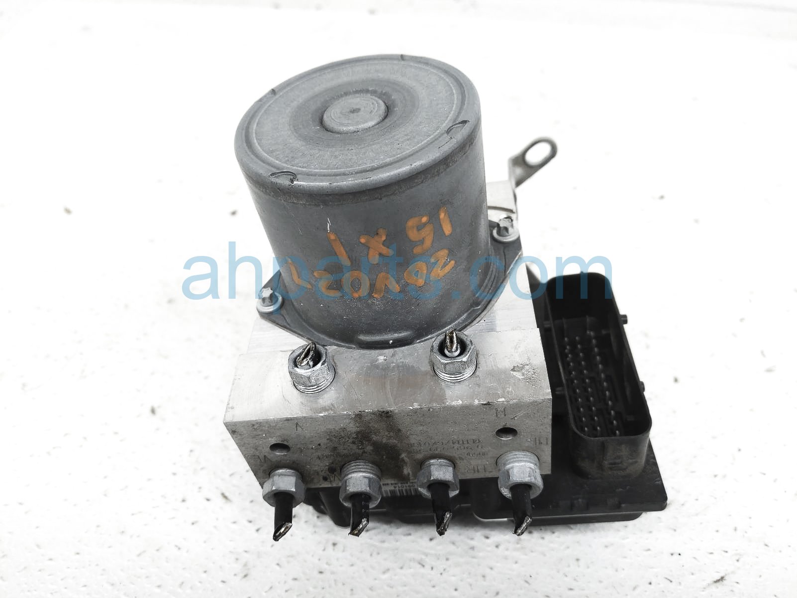 $135 BMW ABS / VSA PUMP / MODULATOR