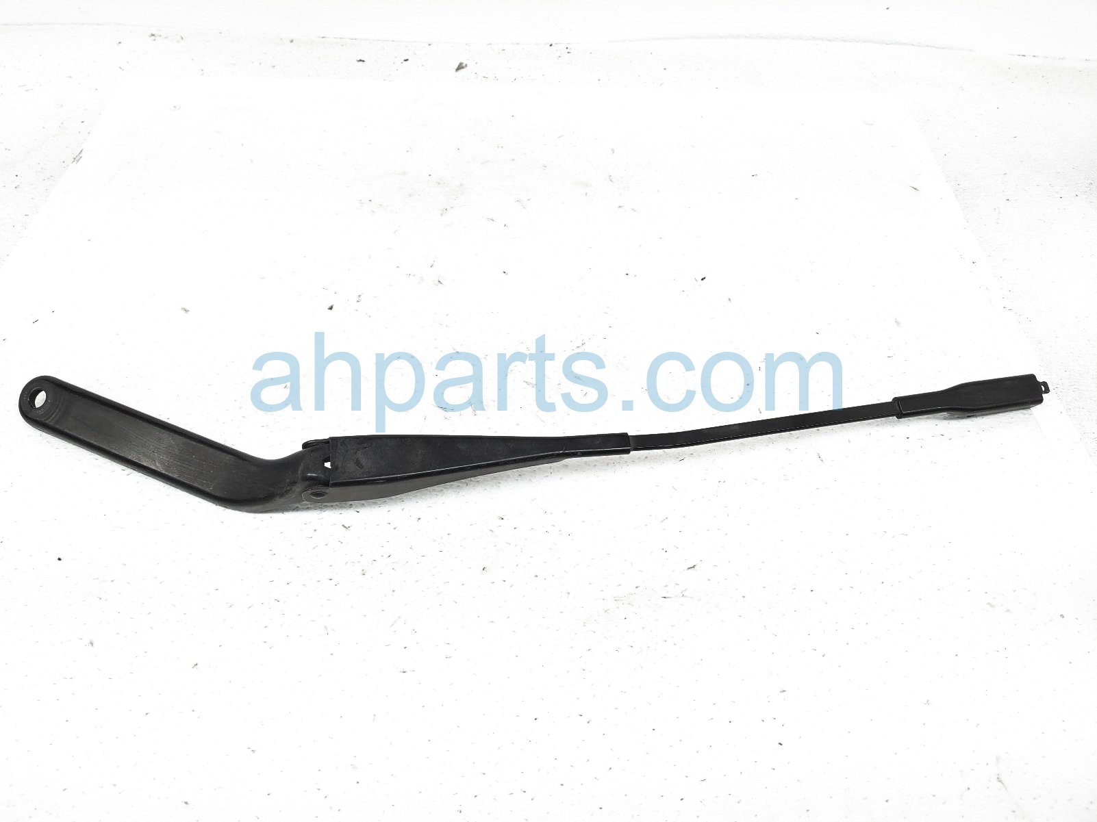 $20 BMW LH WINDSHIELD WIPER ARM