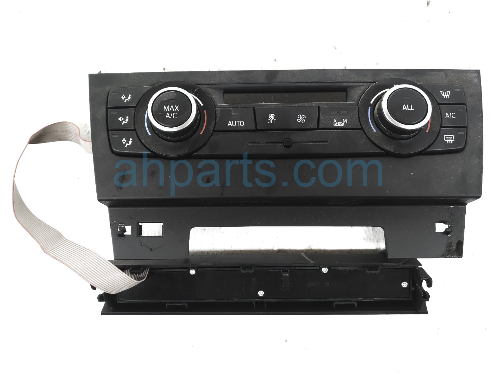 $50 BMW AC / HEATER CONTROL (ON DASH)