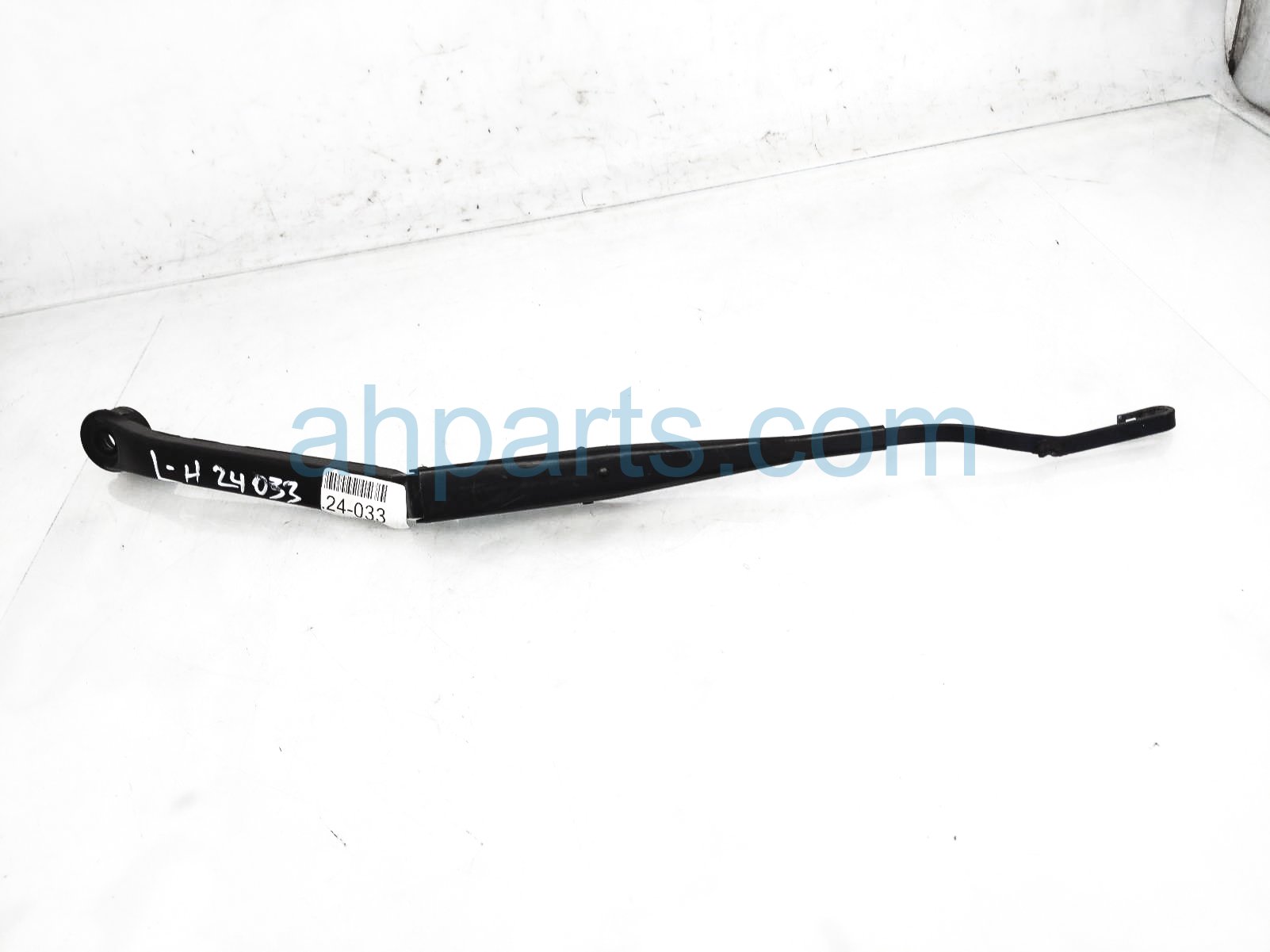 $49 Lexus LH SIDE WINDSHIELD WIPER ARM