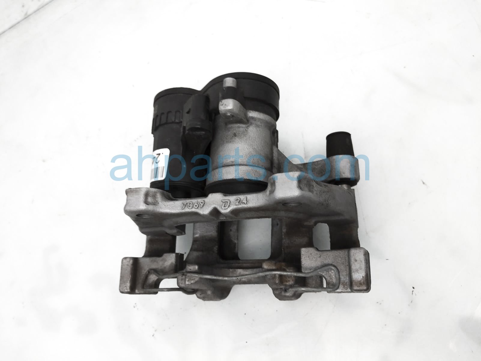 $75 Acura RR/RH BRAKE CALIPER