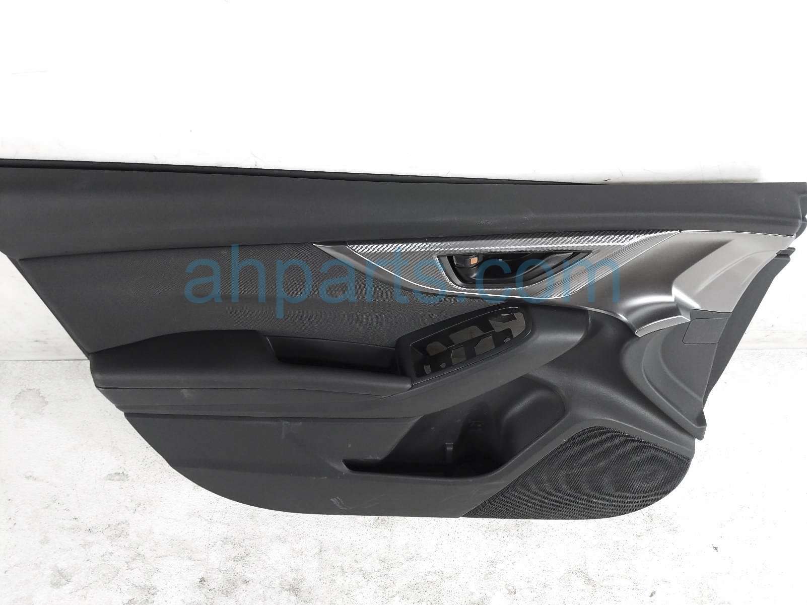 $200 Subaru FR/LH INTERIOR DOOR PANEL - BLACK