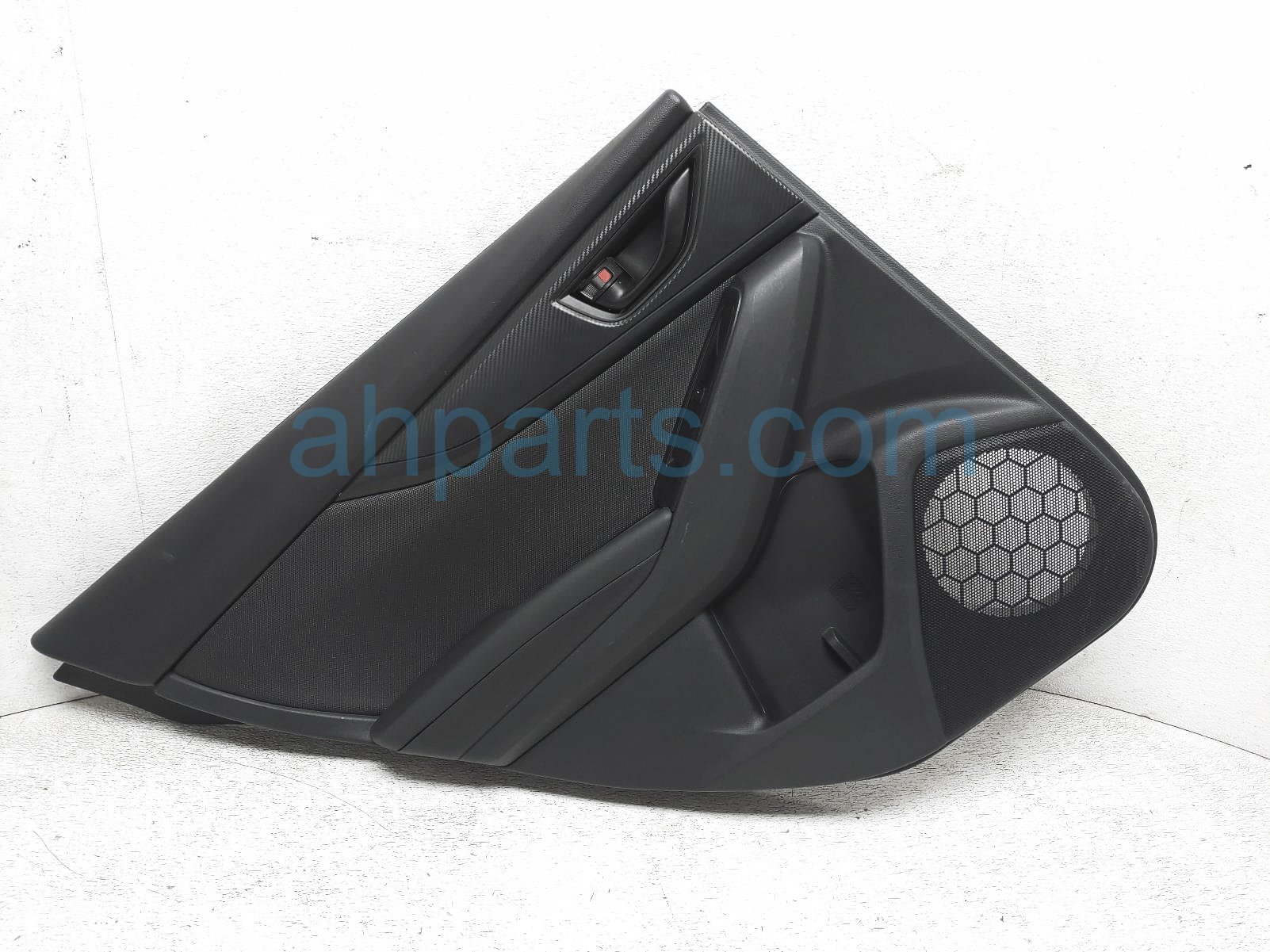 $150 Subaru RR/LH INTERIOR DOOR PANEL - BLACK