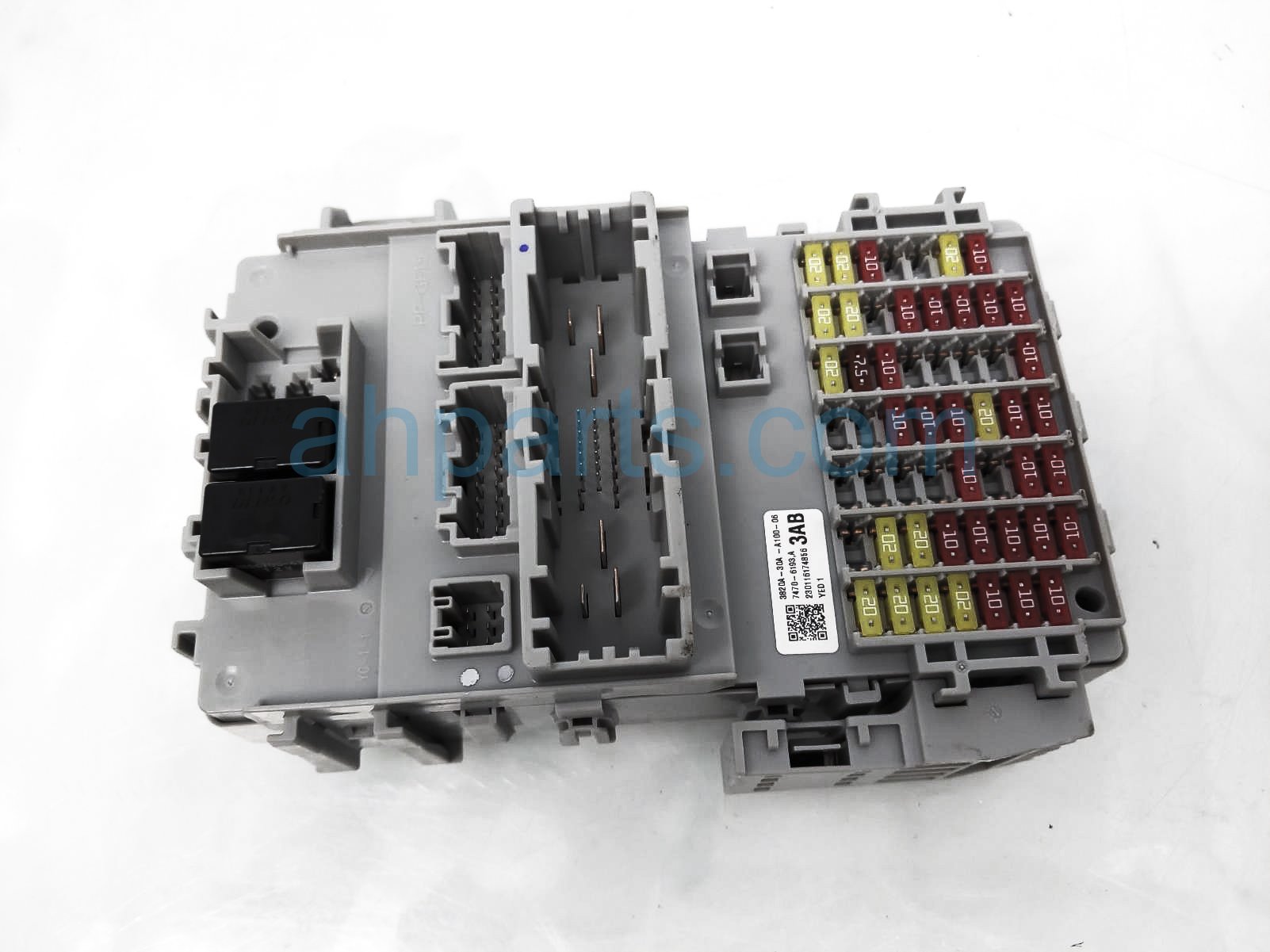 $75 Honda CABIN FUSE / JUNCTION BOX - 1.5L AT